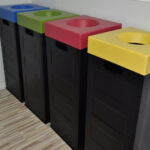 ΚΑΔΟΣ ΑΝΑΚΥΚΛΩΣΗΣ ΜΑΥΡΟΣ 70LT ΜΕ ΧΡΩΜΑΤΙΣΤΟ ΚΑΠΑΚΙ